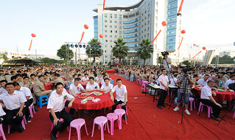 康尔微晶玻璃荣获2011-2012年度家电配件领航企业